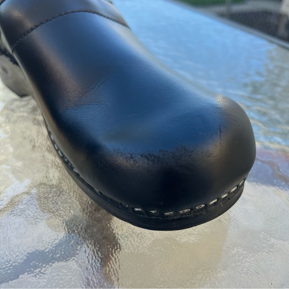 Sanite Black Danish Clogs - FINISH DESCRIPTION - Picture 5 of 16